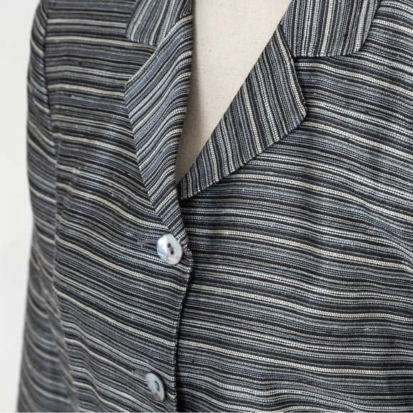 Worthington textured pattern neutral horizontal stripe pearl look buttons 10 - Picture 8 of 16